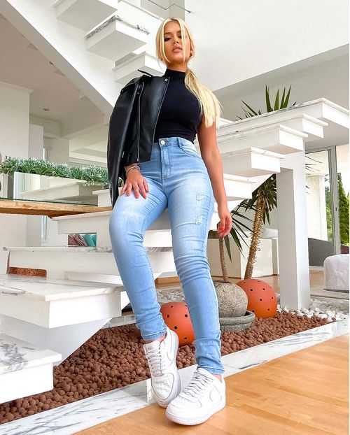 Calça Jeans Feminina Skinny Hot Pants  Extreme Power com Puídos  21642 Média Rasgada