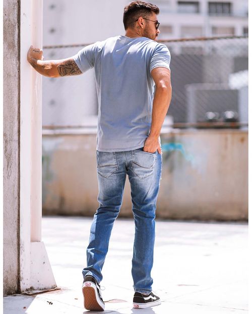 Calça Jeans Masculina Skinny com Rasgo Média - Linha Man Style   21309 Unica