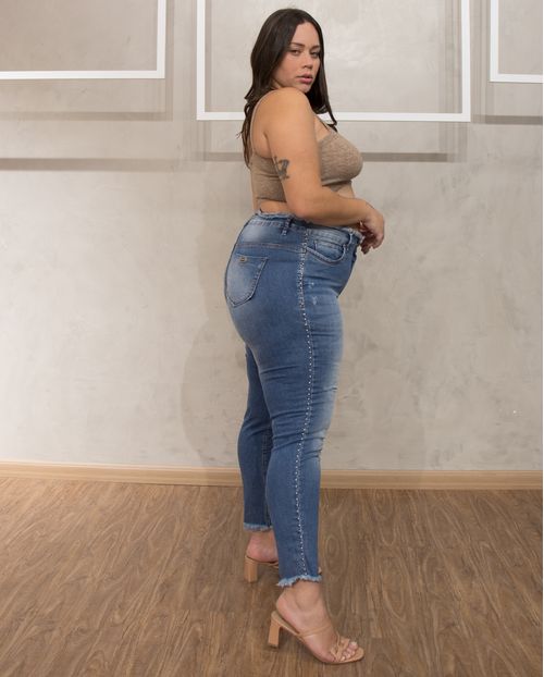 Calça Jeans Feminina Plus Skinny com Cós e Barra Desfiada   19923 Unica