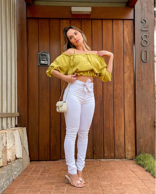 Calça Sarja Feminina Hot Pants Branca com Cinto de Amarração 21369 Unica