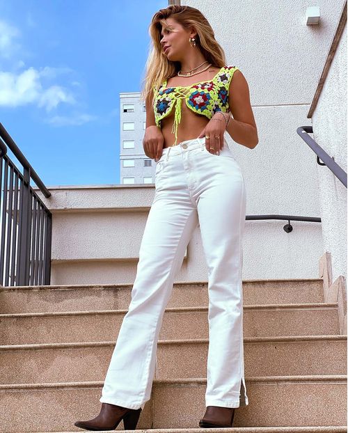 Calça Feminina Wide Loose com Abertur Lateral Na Barra  02925 Off White
