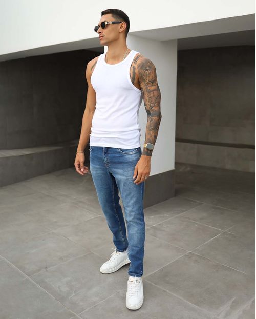 Calça Jeans Masculina Skinny Básica Lavagem com Bigodes - Linha Man Style  21855 Média