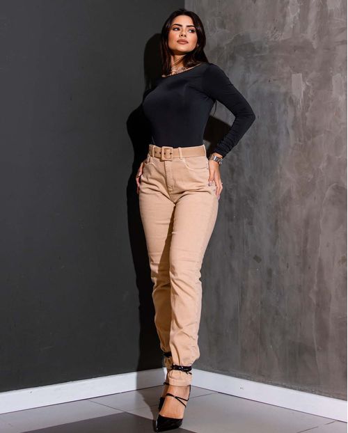 Calça Feminina Mom com Cinto e Fivela Revestido  00227 Caqui