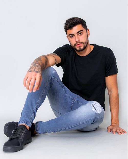 Calça Jeans Masculina Super Skinny com Puidos  21881 Média