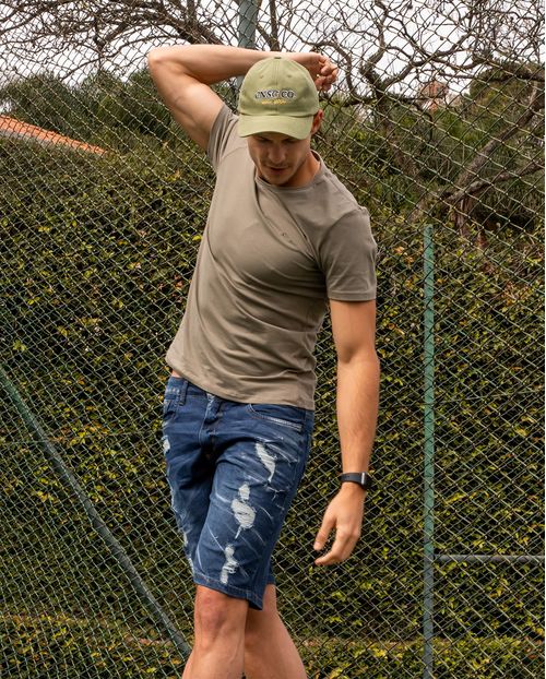 Bermuda  Masc Consciência Jeans Coleção Itália 21594 Escura Rasgada