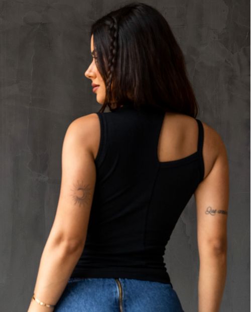 Blusa Alça e Regata  90214 Preto