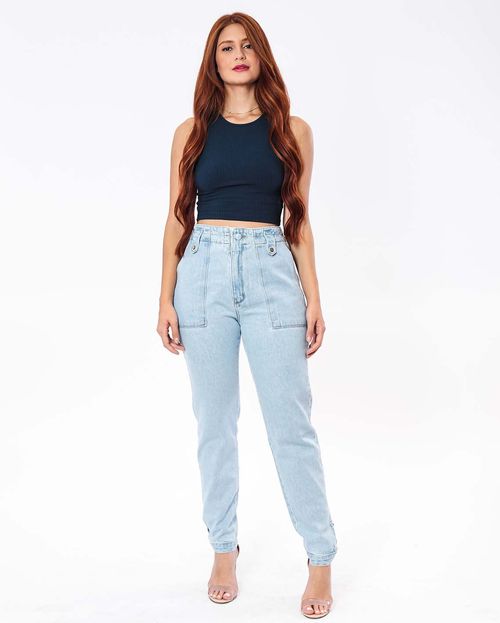 Calça Jeans Feminina Mom com Cós Embutido e Martingales 21522 Clara