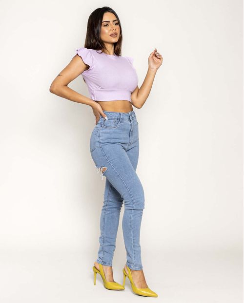 Calça Jeans Feminina Mom com Rasgo Abaixo do Quadril   00250 Média