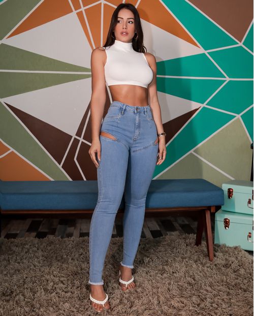 Calça Jeans Feminina Hot Pants com Abertura Na Coxa  20211 Unica