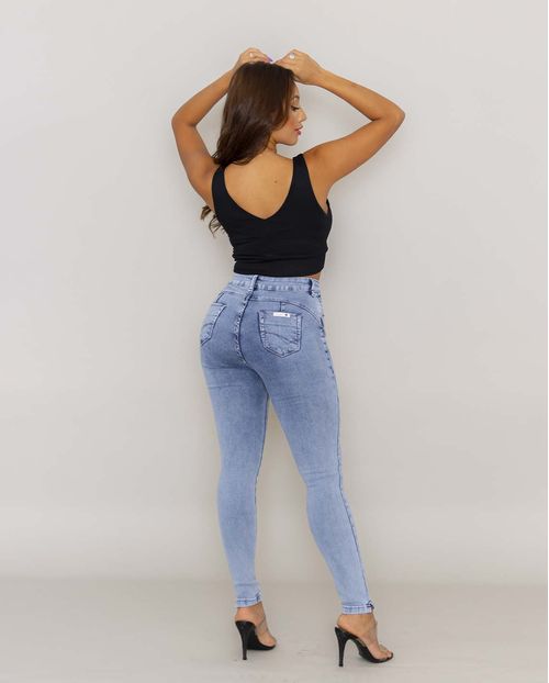 Calça Jeans Feminina Intermediaria com Abertura Lateral Na Barra    21752 Média