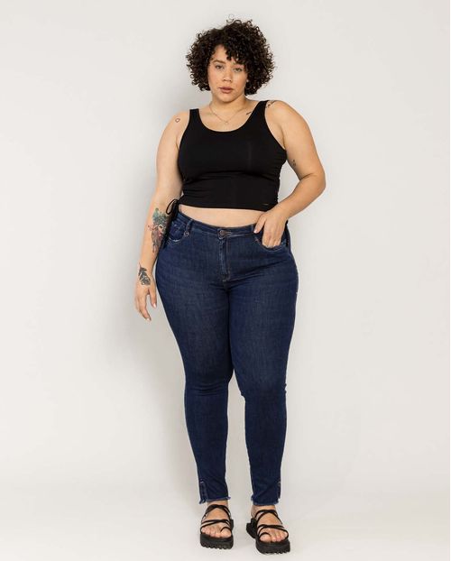 Calça Jeans Feminina Skinny Plus Size Abertura Lateral 22279 Escura