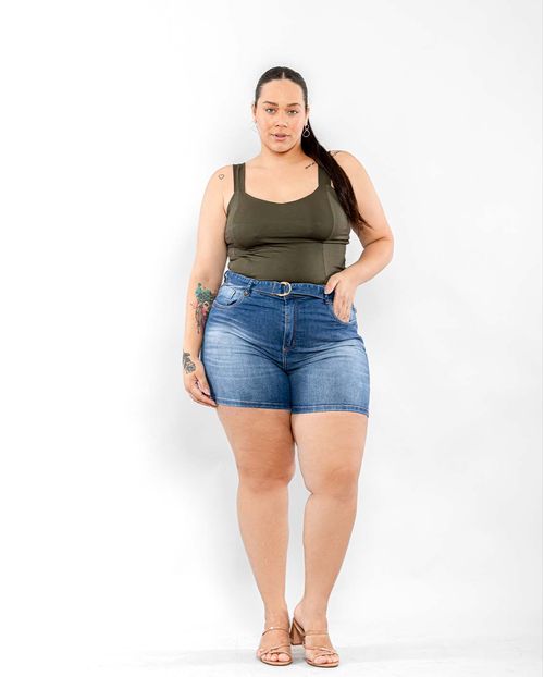 Shorts Plus Medio com Cinto Embutido 21187 Média