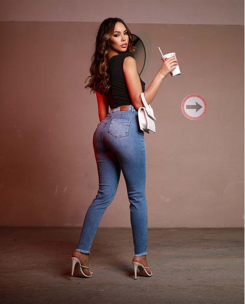 Calça Jeans Skinny Feminina Cintura Média Extreme Power Barra Desfiada 22648 Clara