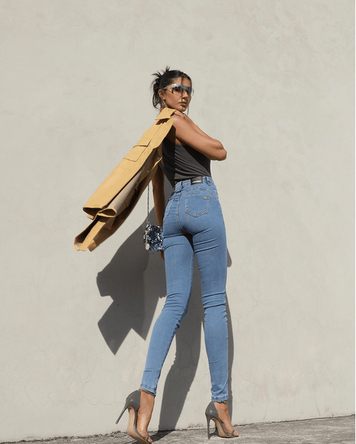 Calça Jeans Skinny Hot Pants Feminina Cintura Alta Extreme Power 22729 Média