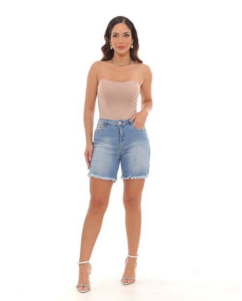 Bermuda Jeans Feminina Meia Coxa com Abertura Lateral Na Barra Desfiada  22400 Clara