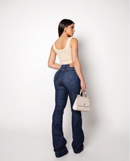 Calça Jeans Flare Feminina Cintura Média Barra Larga 22985 Escura