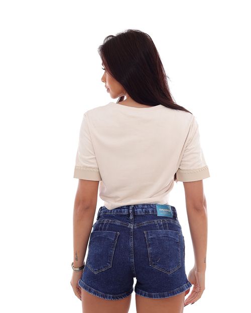 Shorts Jeans Feminino Boyfriend com Nervuras Frontal e Abertura Lateral Na Barra 22471 Escura