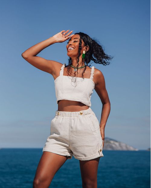 Shorts Linho Feminino Cintura Alta com Detalhe Botão 23306 Linho