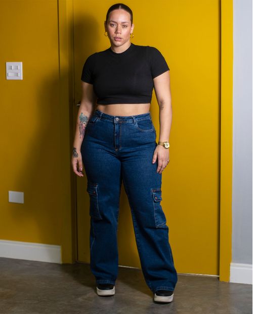 Calça Jeans Wide Leg Plus Size Feminina Cintura Alta Bolso Cargo 23041 Escura