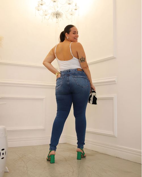 Calça Jeans Plus Size Feminina Cintura Alta Básica 23342 Média