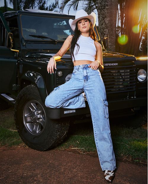 Calça Jeans Wide Leg Feminina Cintura Alta Bolso Cargo 22842 Média
