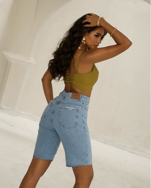 Bermuda Jeans Jorts Feminina Cintura Média com Barra Fio 23511 Média