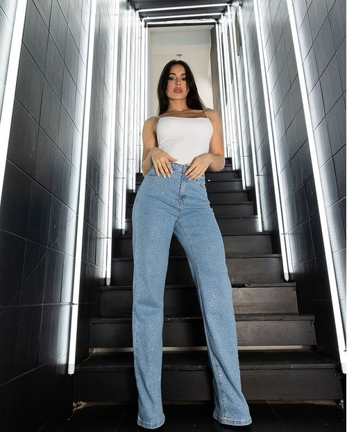 Calça Jeans Wide Loose Feminina Cintura Alta com Aplicação 23347 Clara