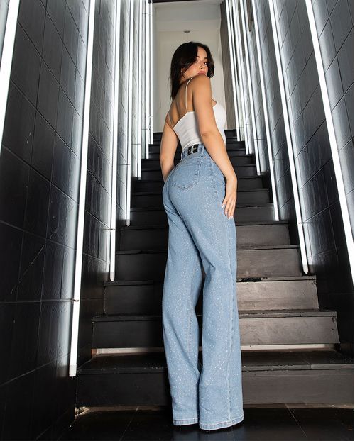 Calça Jeans Wide Loose Feminina Cintura Alta com Aplicação 23347 Clara