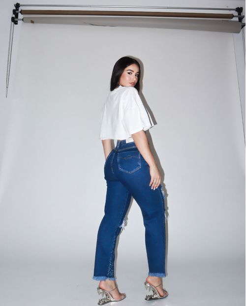 Calça Jeans Feminina Mom Cintura Alta Aplicação 22468 Escura