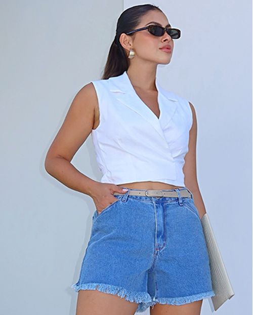 Shorts Jeans Mom Feminino Cintura Alta com Cinto 23951 Média
