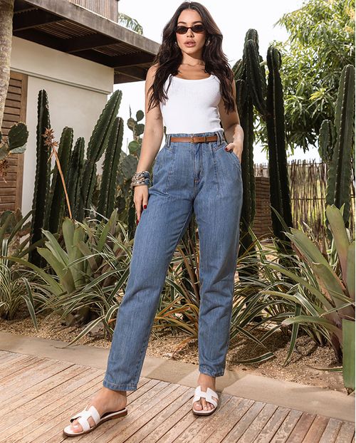 Calça Jeans Mom Feminina Cintura Alta com Cinto 23942			 Sujinha