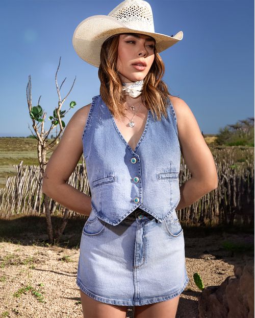 Shorts Saia Jeans Feminino Cintura Alta Detalhe Bolso Ana Castela 24346 Clara