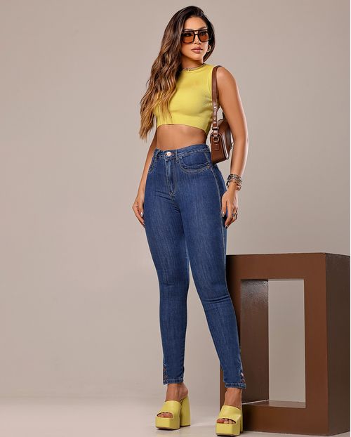 Calça Jeans Skinny Hot Feminina com Abertura Lateral Na Barra e Botão de Pressão 23862 Escura