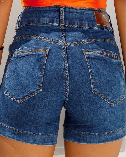 Bermuda Jeans Feminina Meia Coxa Cós Largo com Detalhe de Corrente No Cós 24191 Escura