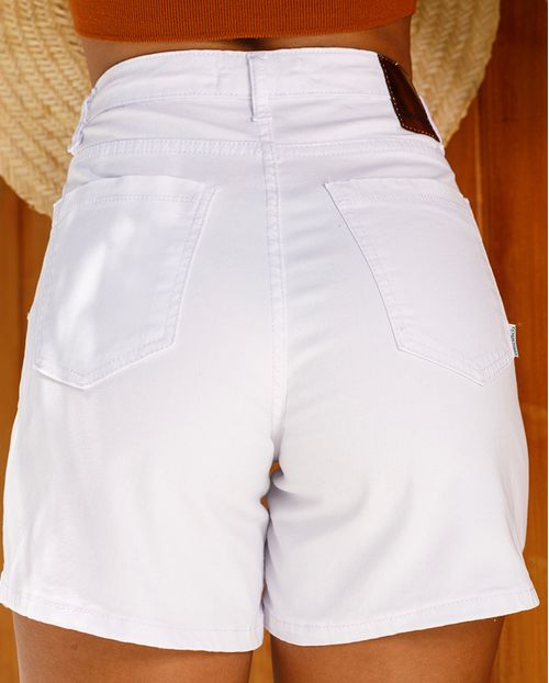 Shorts Feminina Meia Coxa com Corrente Cintura Alta 24517 Branco