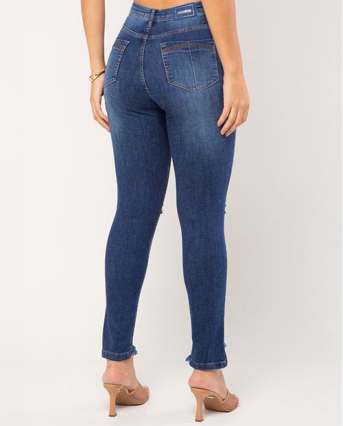 Calça Jeans Feminina Skinny Hot Pants com Barra Irregular Desfiada 21015 Escura