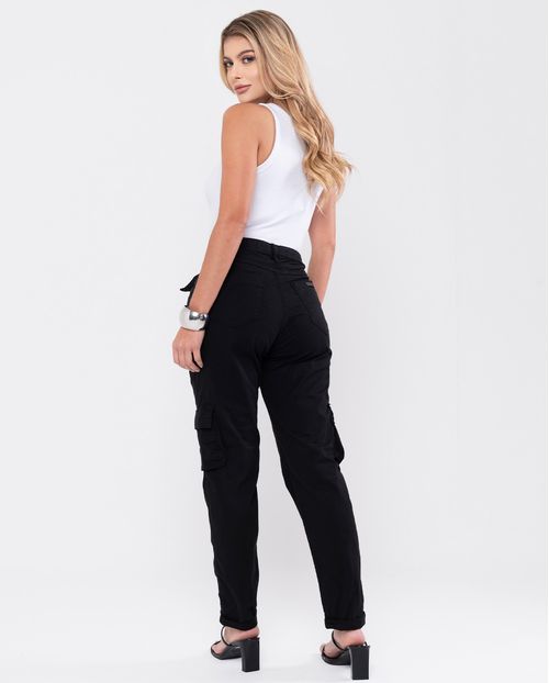 Calça Feminina  Mom Cargo com Cinto Amarração Entre Os Passantes  21416 Preto