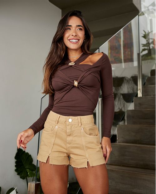 Shorts Sarja Boyfriend Feminino Cintura Média Recorte Frontal 22527 Bege