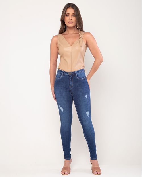 Calça Jeans Feminina Intermediaria com Abertura Lateral Na Barra  22032 Escura