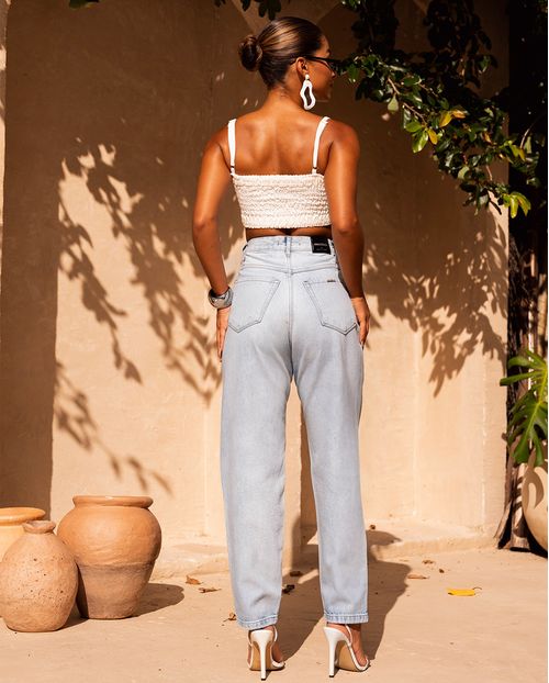 Calça Jeans Mom Feminina com Bordado e Aplicação 23840 Sky Claro