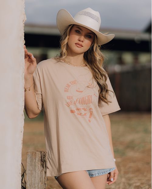 Camiseta Feminina Alongada Cowgirl 90231 Caqui