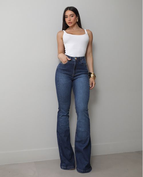 Calça Jeans Flare Feminina com Recorte No Espelho 25245 Escura